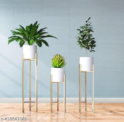 Planter with Stand Set of 3
