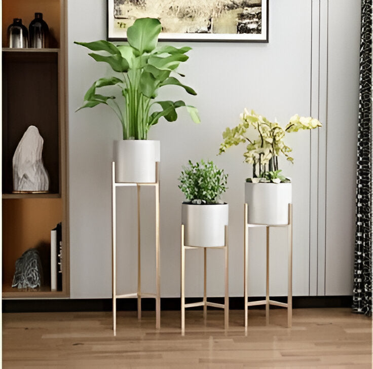 Planter with Stand Set of 3