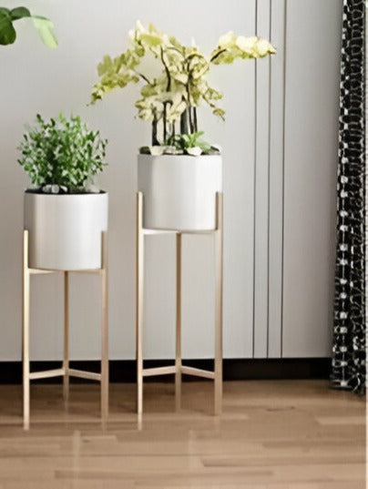 Planter with Stand Set of 3